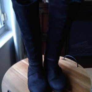 Black Suede Knee-High Boots